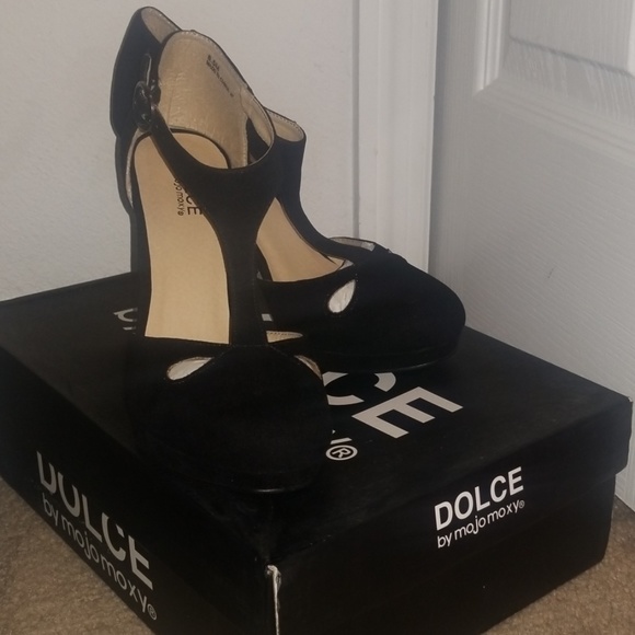 Black Dress Sandal - Picture 2 of 3